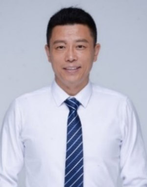 刘成
